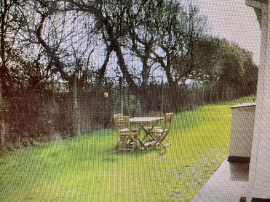 Ocean Breeze, Gower Holiday Village. Allows Dogs Swansea Eksteriør bilde