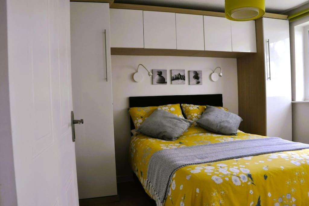 Ocean Breeze, Gower Holiday Village. Allows Dogs Swansea Eksteriør bilde